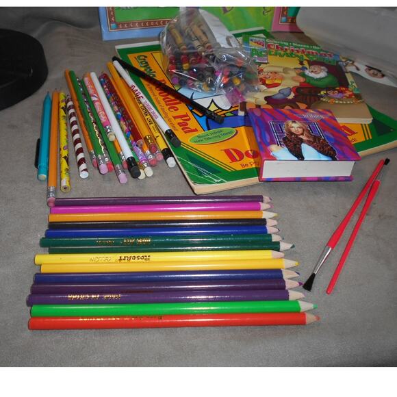 Kids Coloring Book/Drawing Lot: Stickers, Crayons, Coloring Books, Pencil Box - Picture 9 of 16